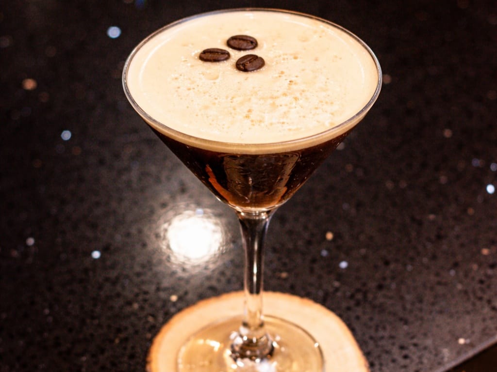 ESPRESSO MARTINI (Espresso Martini)