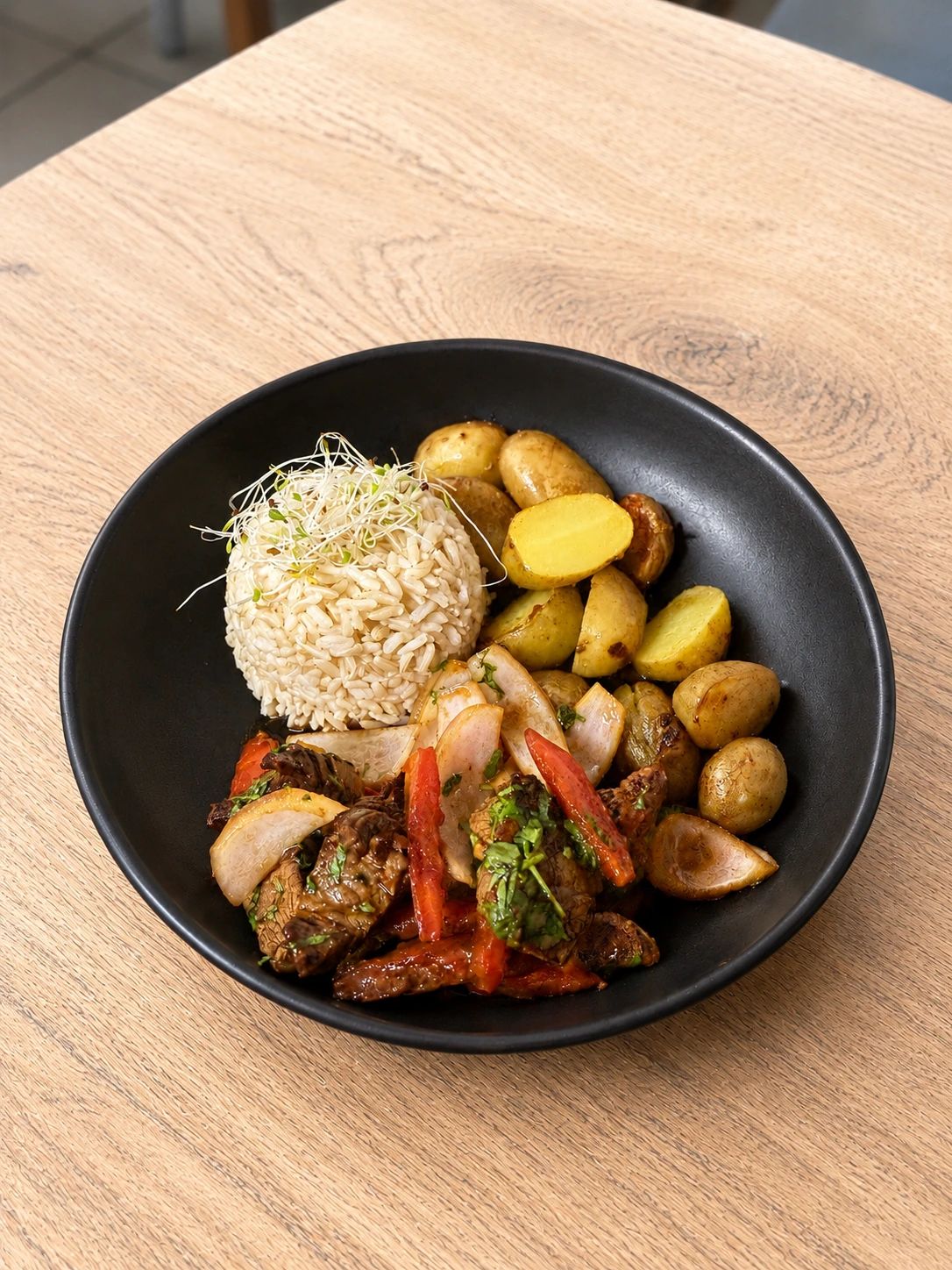 Lomo Saltado